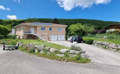 House in Monnetier-Mornex, Auvergne-Rhône-Alpes, France 1