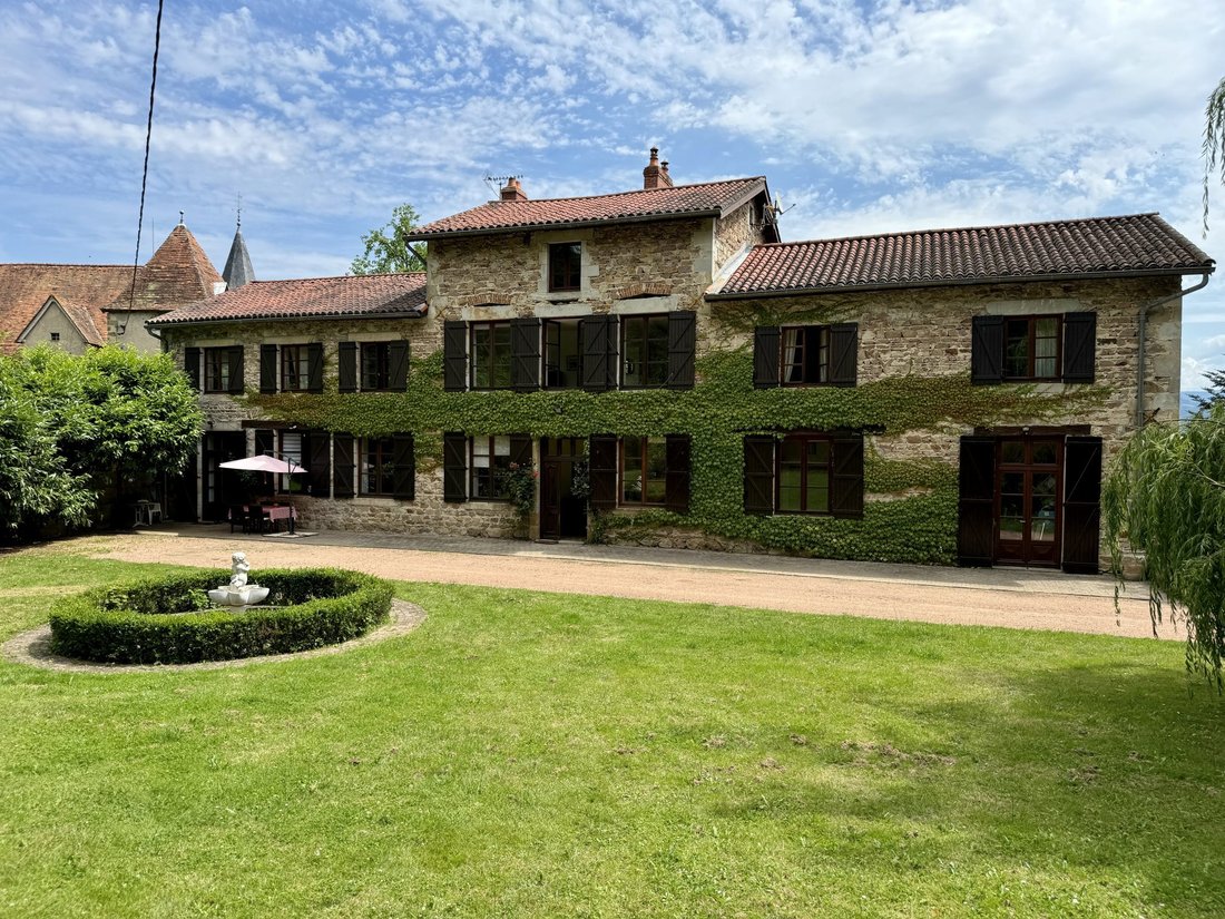 House in Neronde-sur-Dore, Auvergne-Rhône-Alpes, France 1 - 14440912