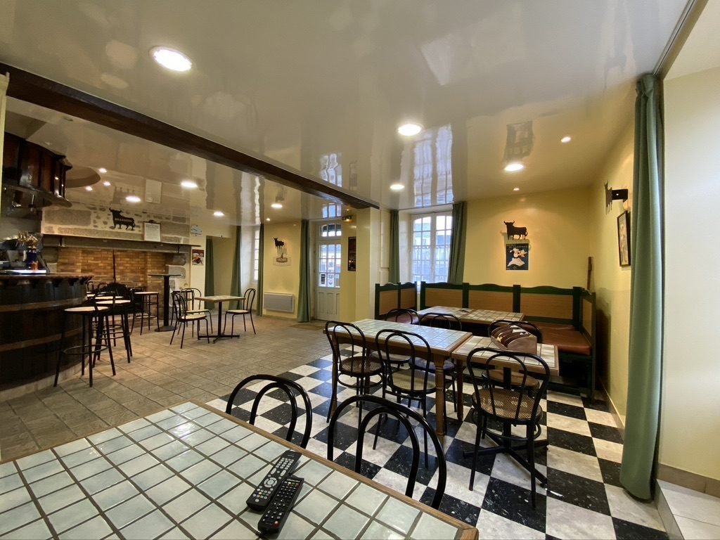 Le Mele-sur-Sarthe, Normandy, France 3 - 12984404