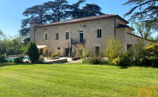 House in Foulayronnes, Nouvelle-Aquitaine, France 1