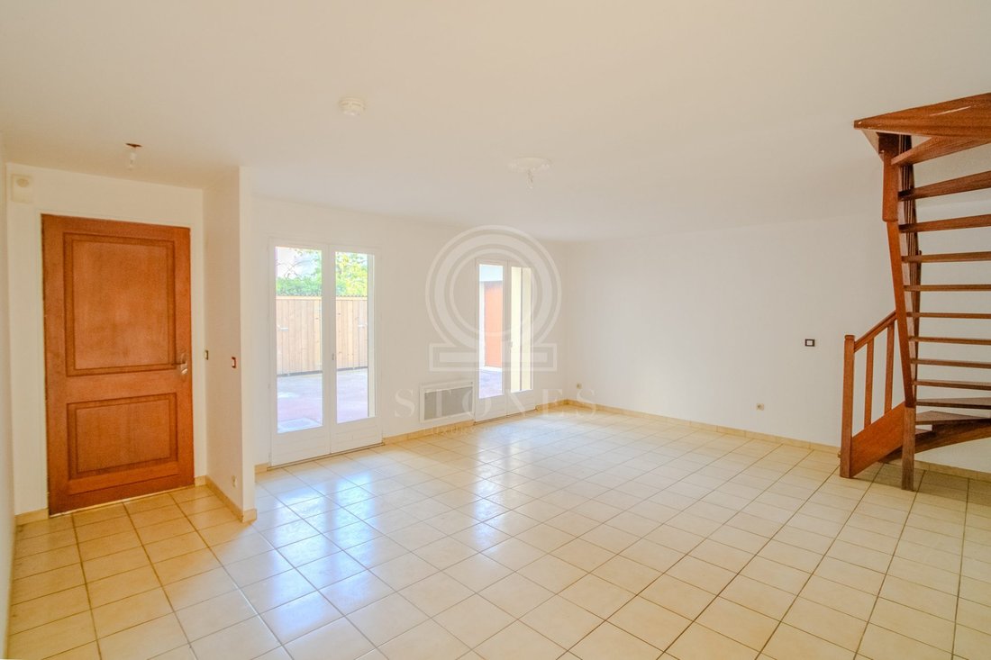 House in Rueil sur Seine - Plaine - Gare, Rueil-Malmaison, France 2 - 14254775