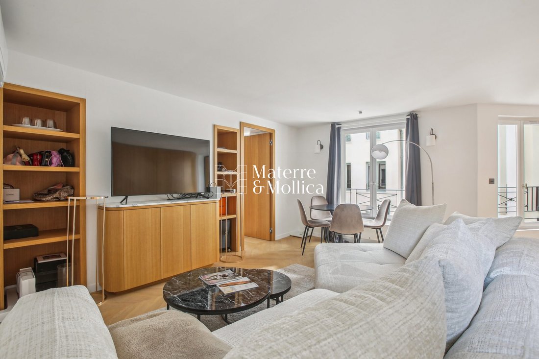 Apartment in Odéon, Paris 6e Arrondissement, Paris 1 - 14457892