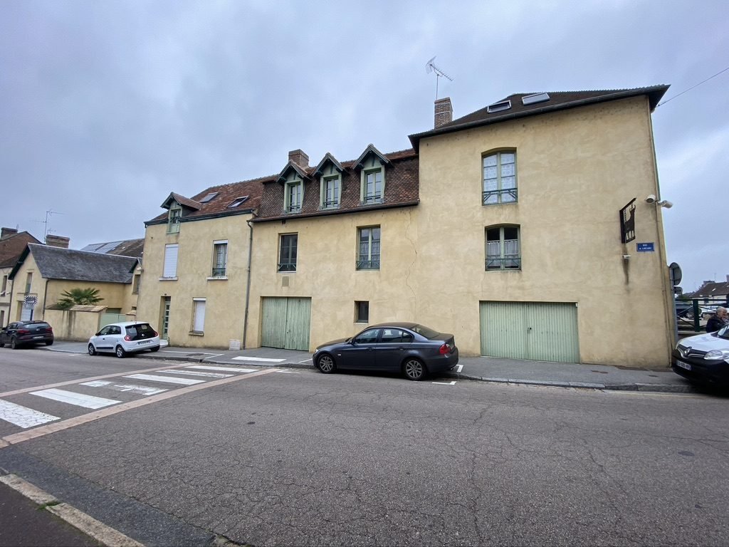 Le Mele-sur-Sarthe, Normandy, France 2 - 12984404