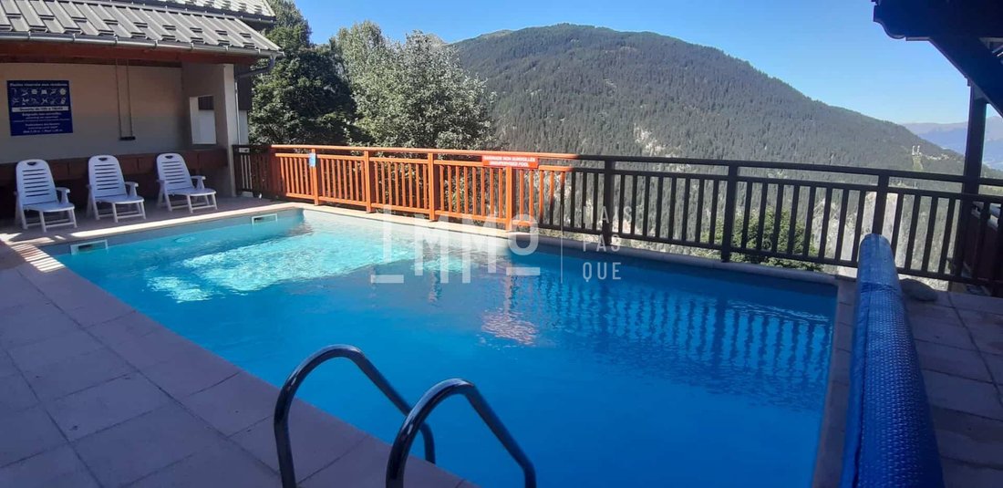 Chalet in Peisey-Nancroix, Auvergne-Rhône-Alpes, France 5 - 14139025