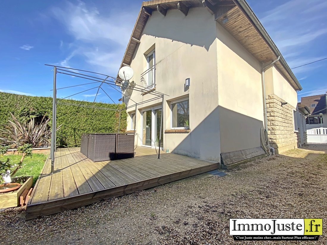 House in Les Essarts-le-Roi, Ile-de-France, France 2 - 13878706