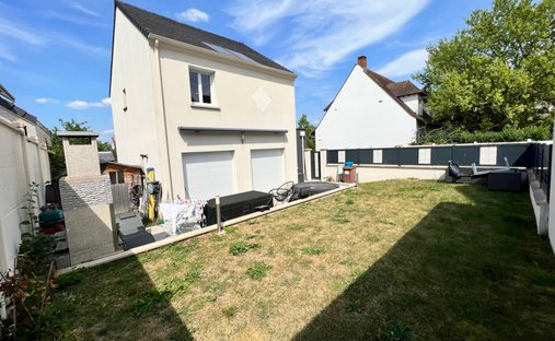House in Les Trembleaux, Sartrouville, France 1