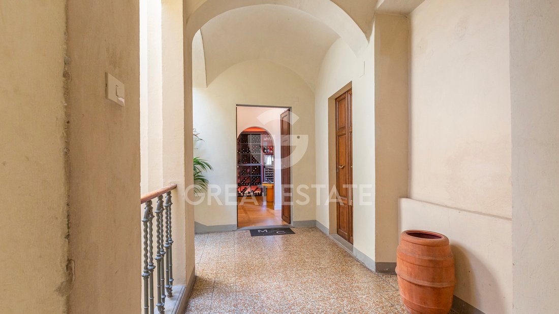 Apartment in Center, Arezzo, Tuscany 2 - 14549800