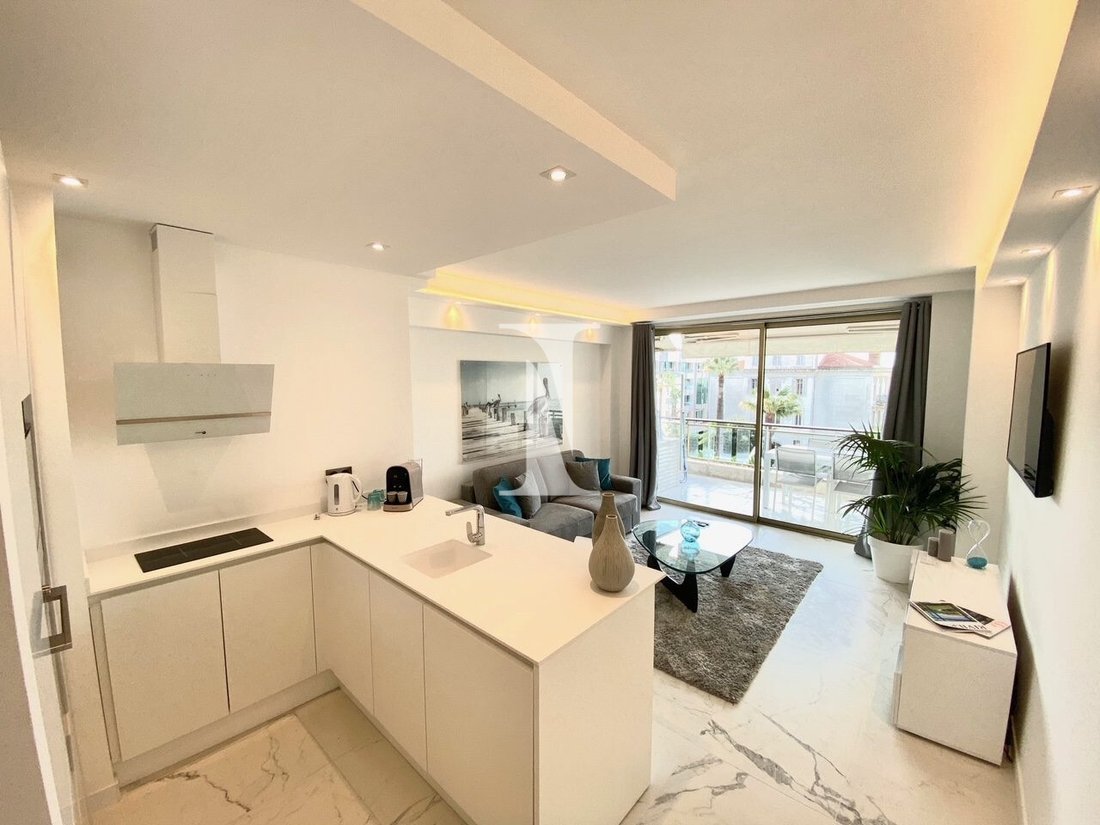 Apartment in Cannes, Provence-Alpes-Côte d'Azur, France 3 - 12845925