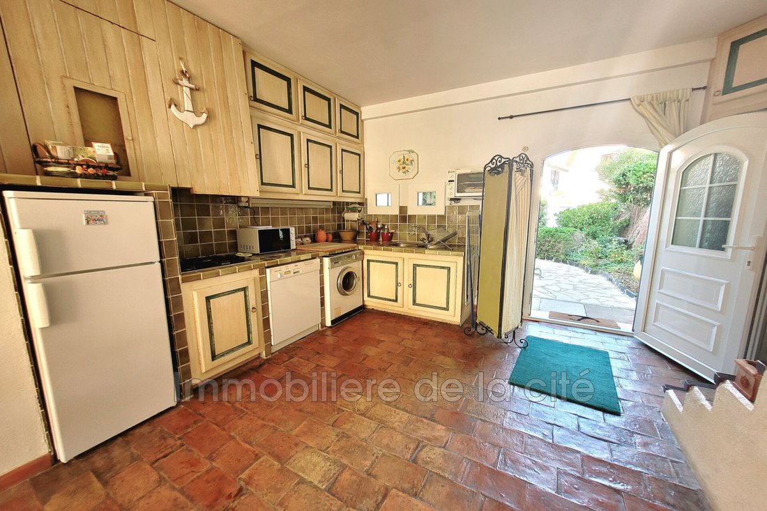 Villa in Grimaud, Provence-Alpes-Côte d'Azur, France 2 - 14526203
