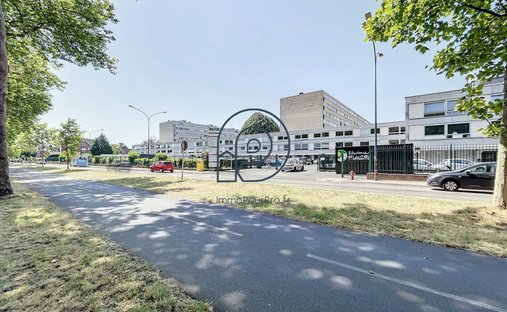 Centre, Croix, Francia 1