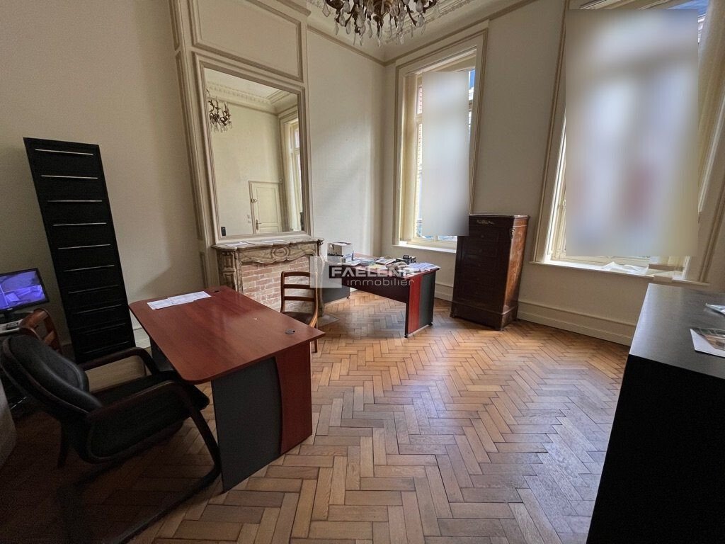 Otros en Lila, Alta Francia, Francia 3 - 13133045