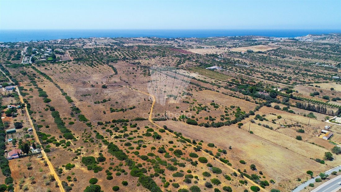 Land in Praia da Luz, Algarve, Portugal 4 - 14551485