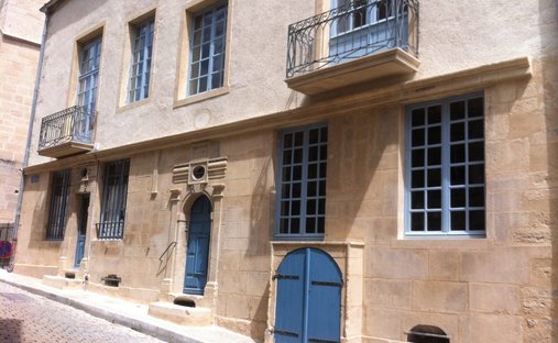 House in Semur-en-Auxois, Bourgogne – Franche-Comté, France 1