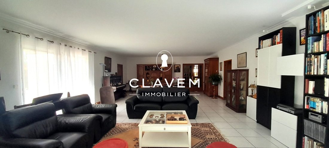 House in Mios, Nouvelle-Aquitaine, France 2 - 14352373