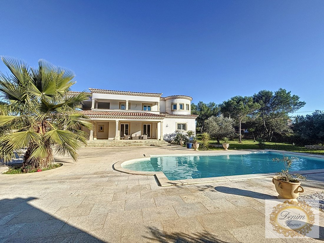 Villa in La Gazelle, Nimes, France 1 - 14010115