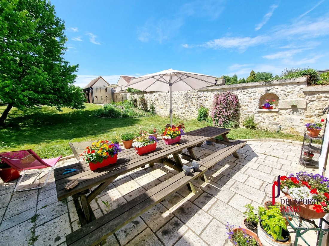 House in Ableiges, Ile-de-France, France 2 - 14147409