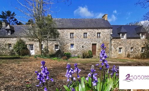 Castle for Sale in Lesneven, Brittany, France