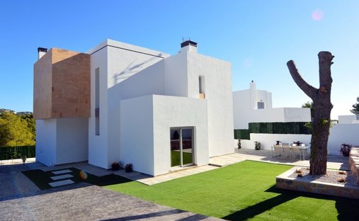 Villa in Benissa, Valencian Community, Spain 1