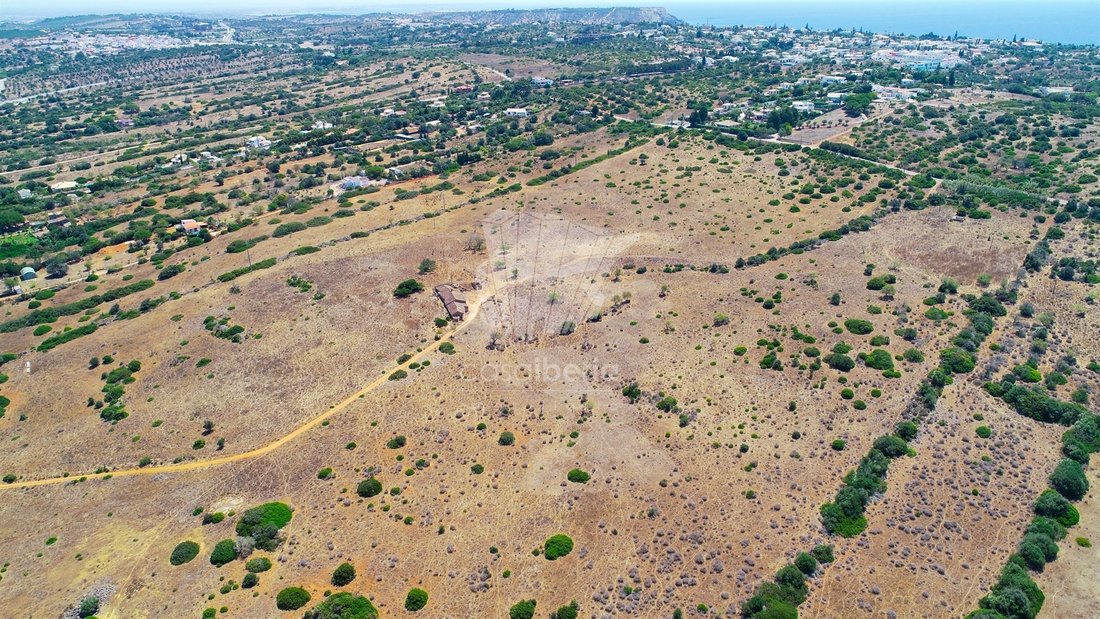 Land in Praia da Luz, Algarve, Portugal 1 - 14551485