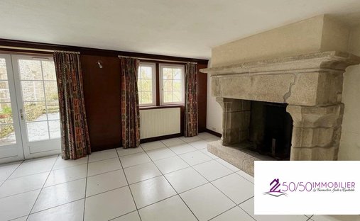 Castle for Sale in Lesneven, Brittany, France