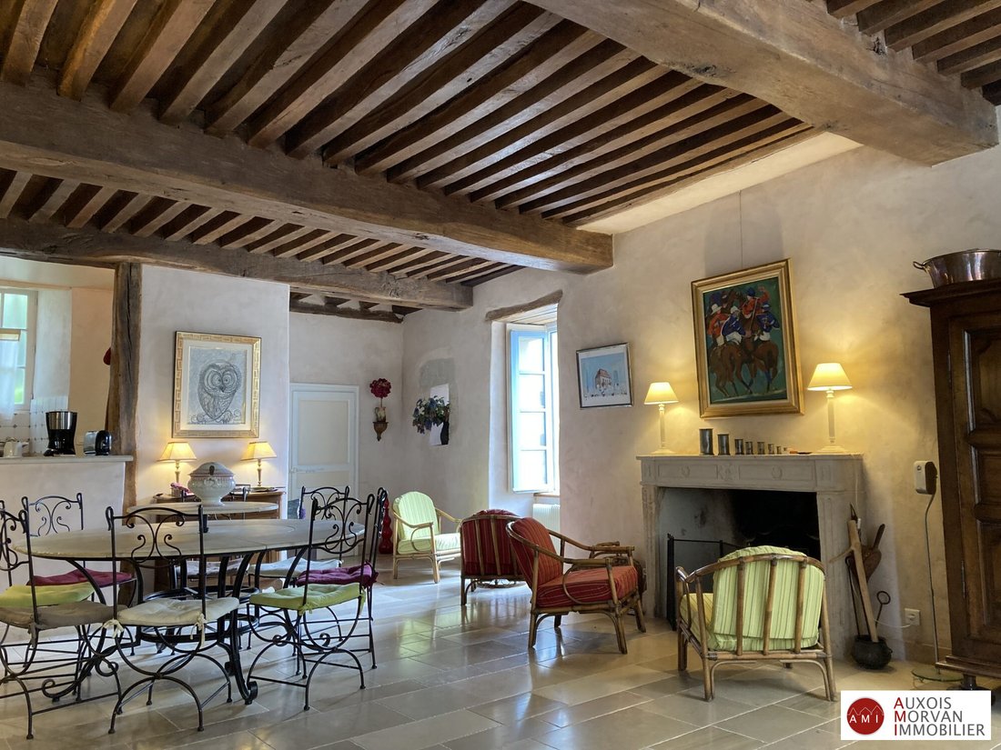 House in Semur-en-Auxois, Bourgogne – Franche-Comté, France 3 - 14184516