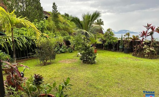 House in Fa'a'ā, Windward Islands, French Polynesia 1