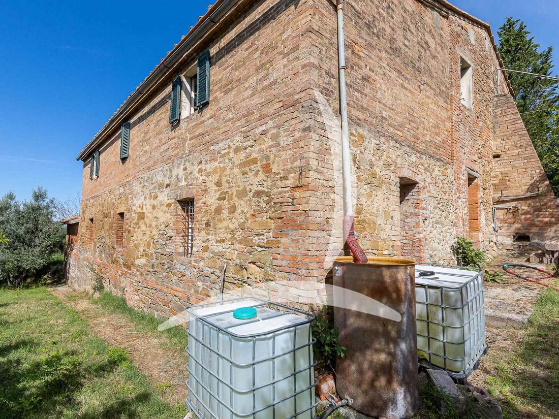 Asciano, Tuscany, Italy 3 - 14549612