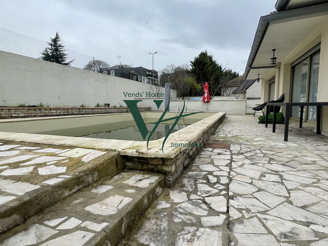 Villa in Grenouillère-Marnois-Rive de Marne, Noisy-le-Grand, France 5 - 13869261