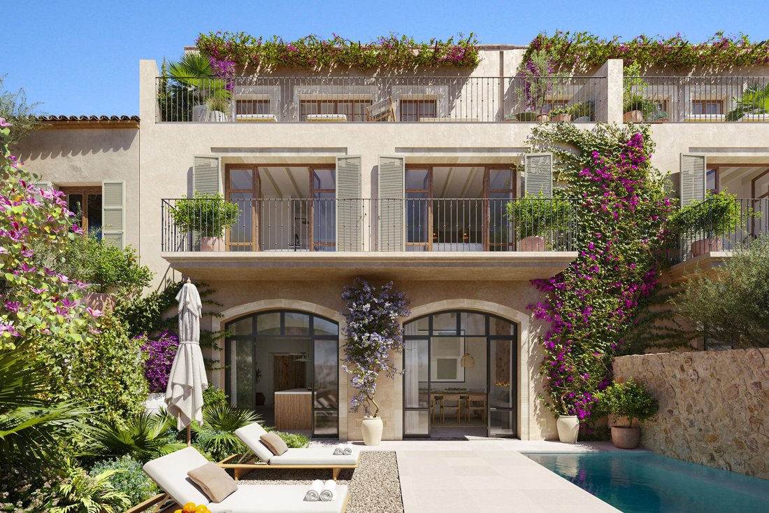 Townhouse in Santa Maria del Cami, Balearic Islands, Spain 2 - 14548505