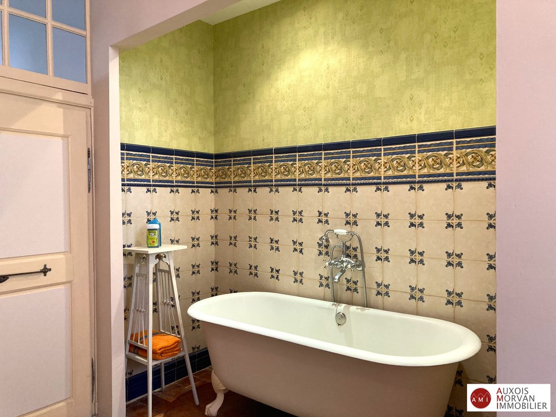 House in Semur-en-Auxois, Bourgogne – Franche-Comté, France 4 - 14184516