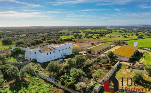 Farm Ranch in Ciutadella, Balearische Inseln, Spanien 1