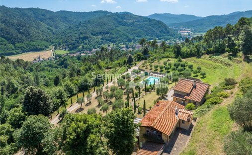 Casa de Campo en Pescaglia, Toscana, Italia 1