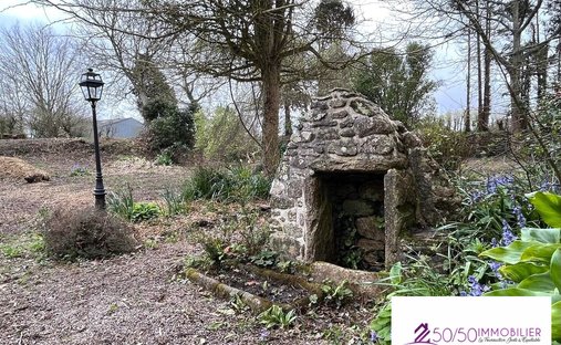 Castle for Sale in Lesneven, Brittany, France
