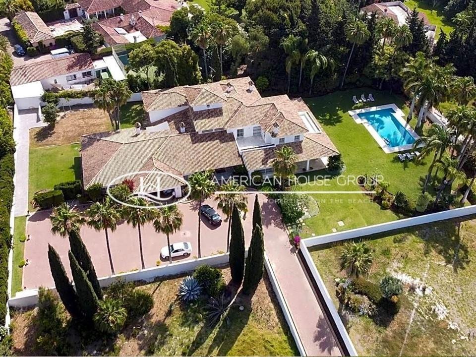 Chalet in Guadalmina Baja, San Pedro de Alcantara, Spain 1 - 14454766