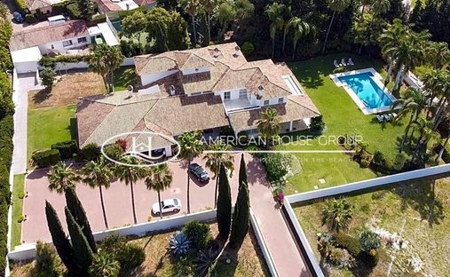 Chalet in Guadalmina Baja, San Pedro de Alcantara, Spain 1