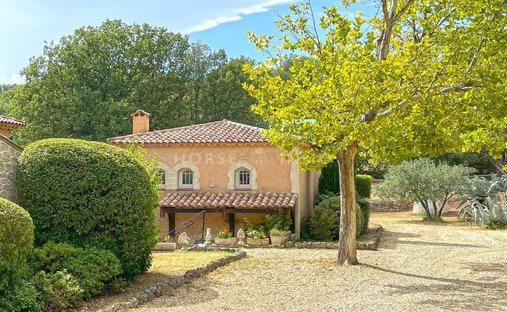 Casa en Entrecasteaux, Provenza-Alpes-Costa Azul, Francia 1