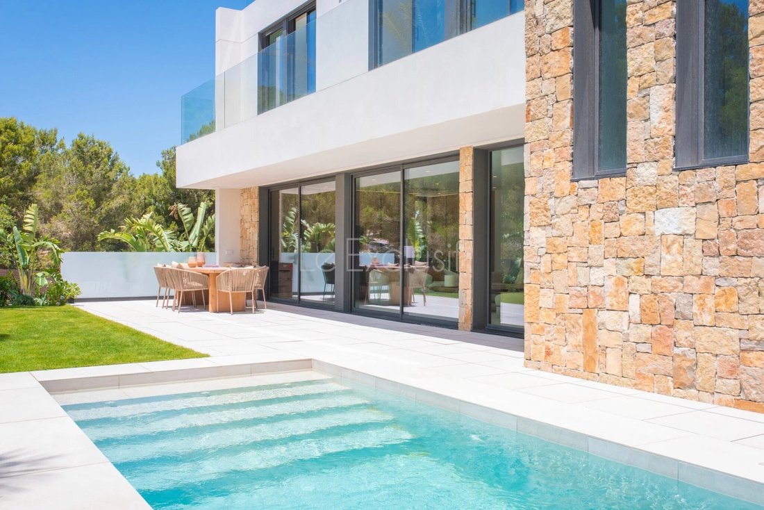 Villa in Roca Llisa, Santa Eularia des Riu, Balearic Islands 1 - 14554223