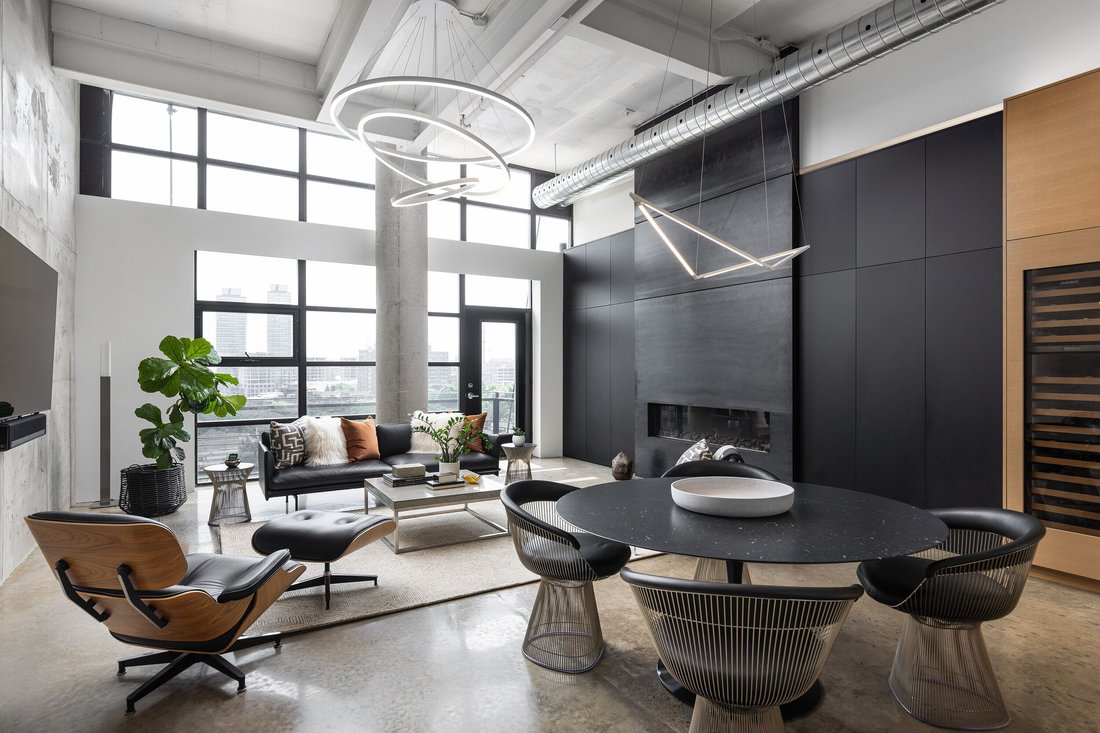 Condo in Toronto, Ontario, Canada 1 - 14558068