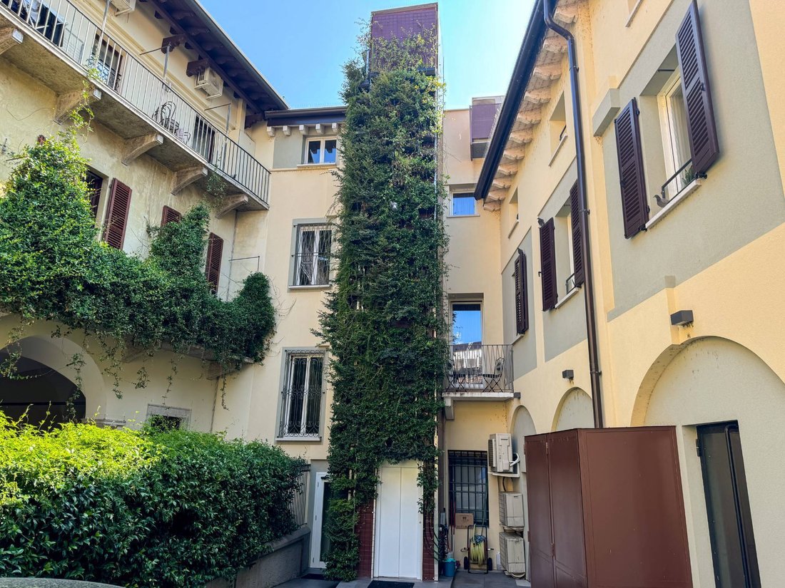Apartment in Historic Center, Desenzano del Garda, Lombardy 5 - 14560228