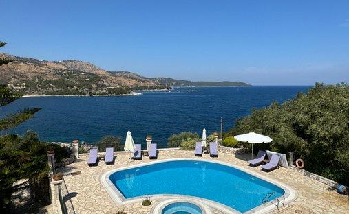 Villa in Corfù, Peloponnese, Western Greece and the Ionian, Grecia 1