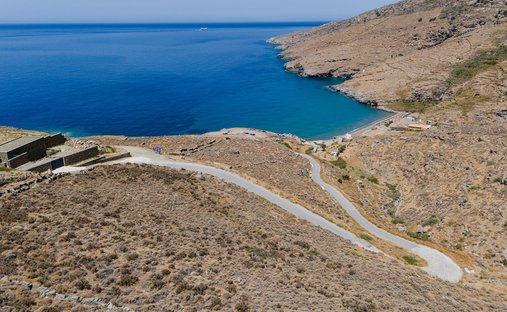 Terrain en Andros, Aegean, Grèce 1