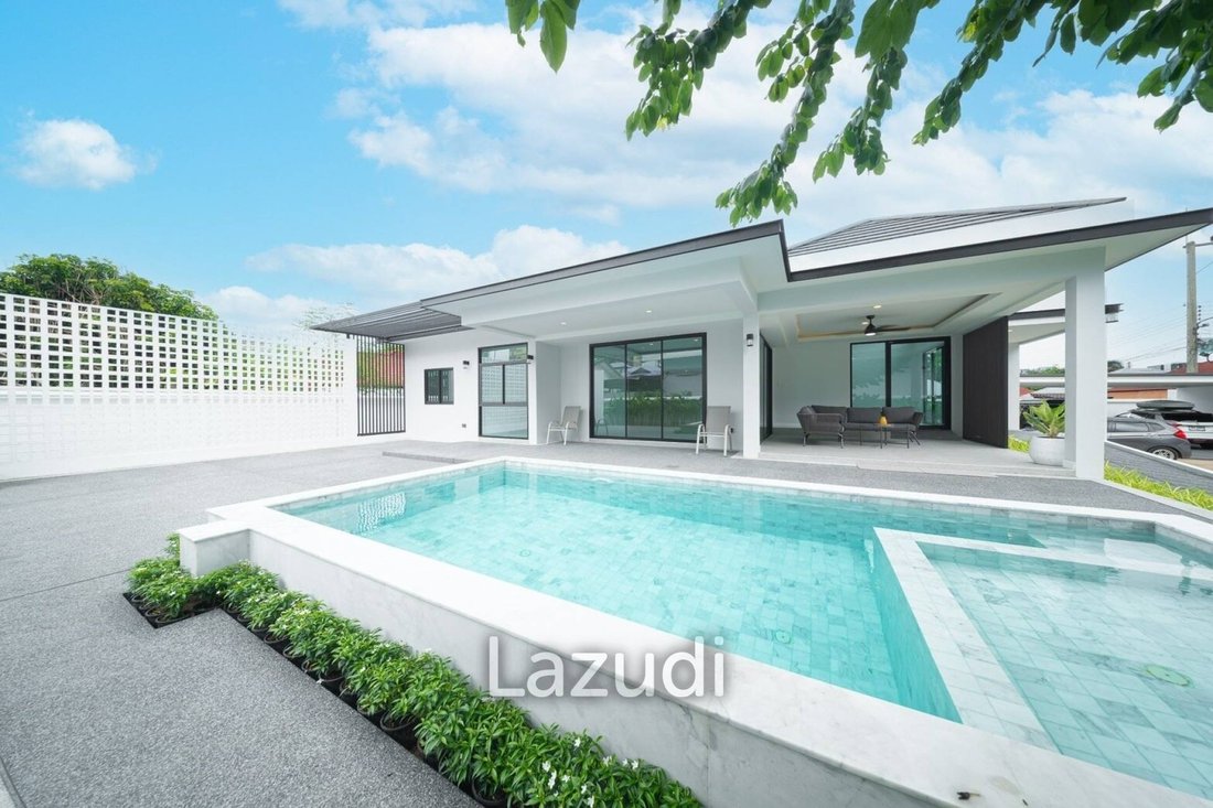 Villa in Pattaya City, Chon Buri, Thailand 2 - 14563764
