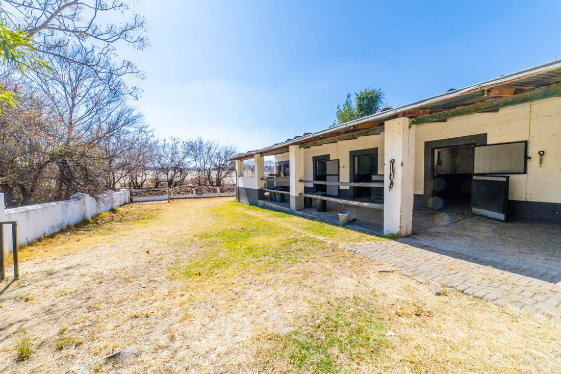 House in Centurion, Gauteng, South Africa 2 - 14563239
