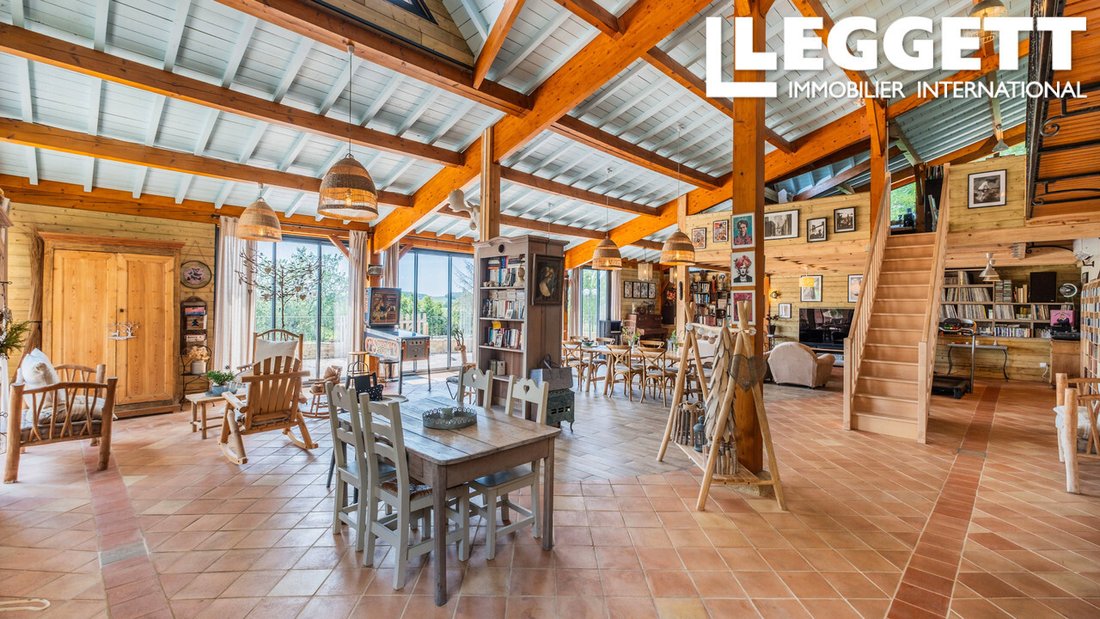 A Private Hamlet in Gers’ Golden Hills – Three Homes, a Lake & Endless Possibility