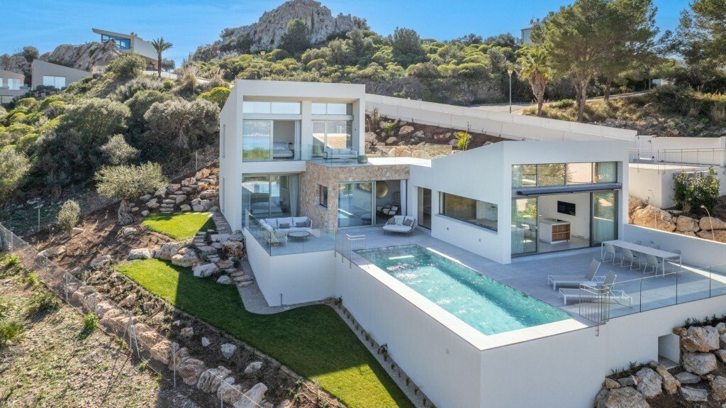Chalet in Alcudia, Balearic Islands, Spain 1 - 14240244