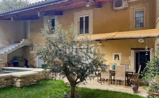House in Saint-Marcel-d'Ardeche, Auvergne-Rhône-Alpes, France 1