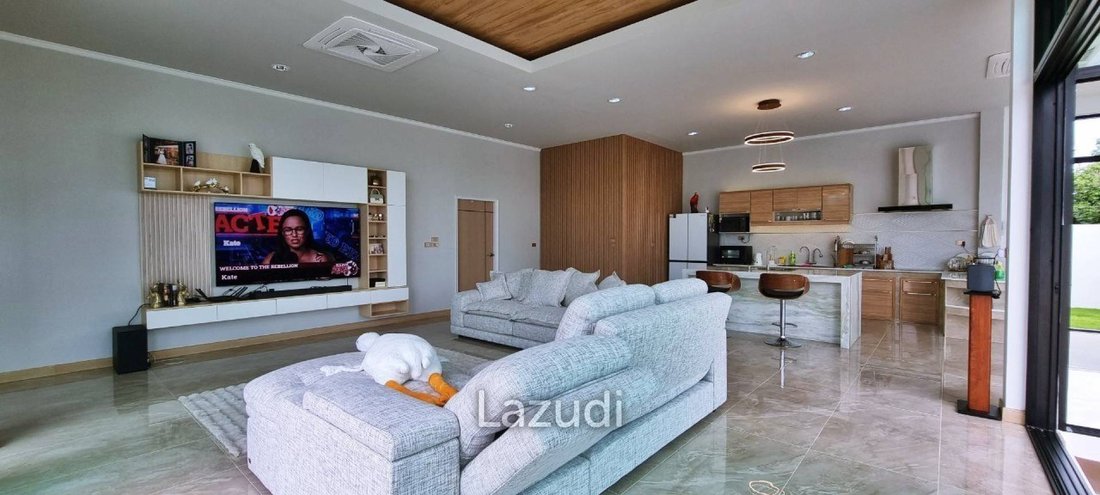 Villa in Bang Sare, Chon Buri, Thailand 4 - 14563756