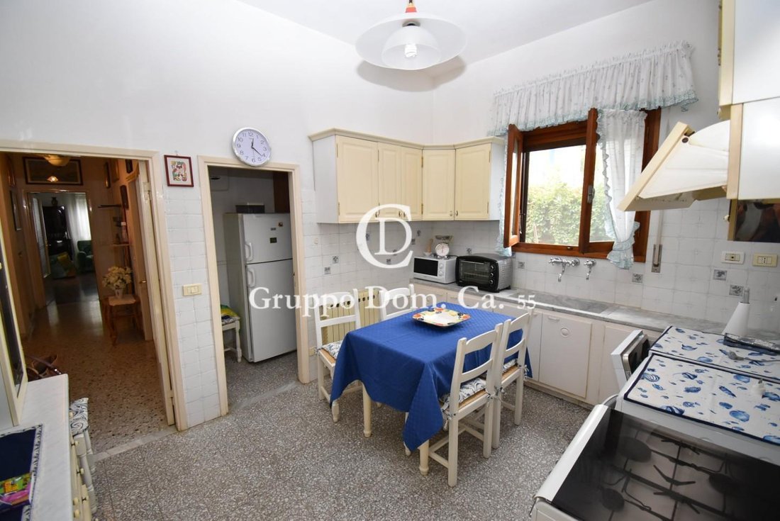 Villa in Center, Forte dei Marmi, Tuscany 4 - 14016995