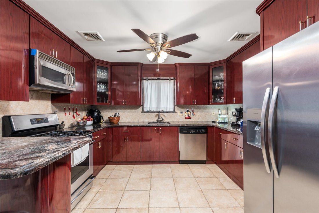 House in New York, New York, United States 2 - 14564700