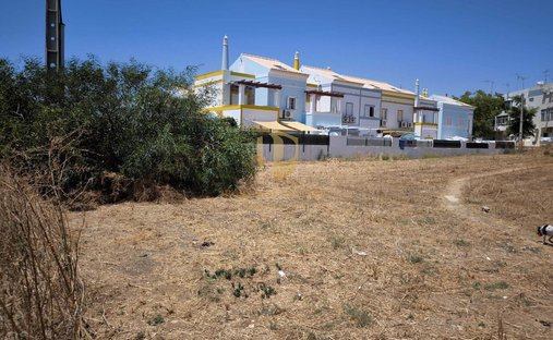 Land in Vila Nova de Cacela, Algarve, Portugal 1